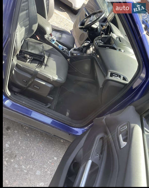 Внедорожник / Кроссовер Ford Escape 2014 в Казатине