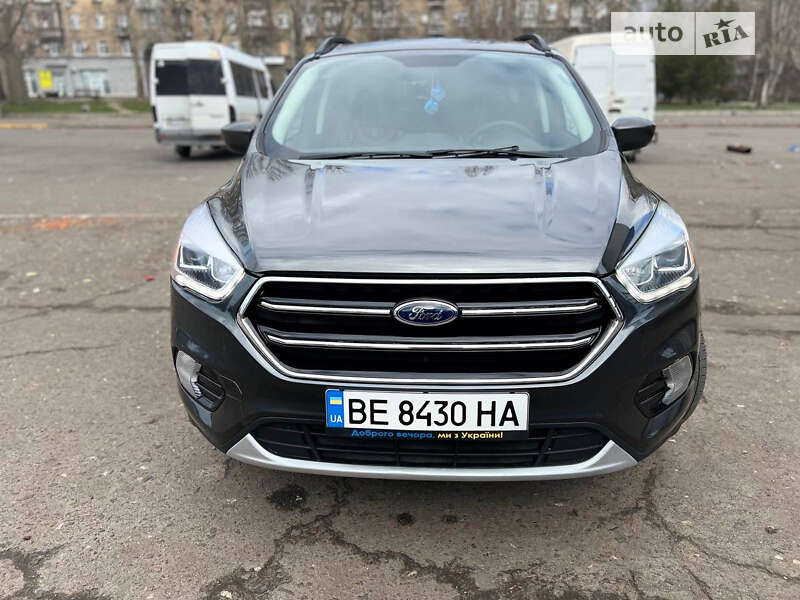 Внедорожник / Кроссовер Ford Escape 2017 в Николаеве