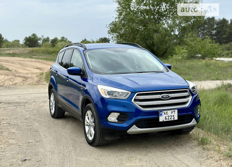 Внедорожник / Кроссовер Ford Escape 2018 в Днепре