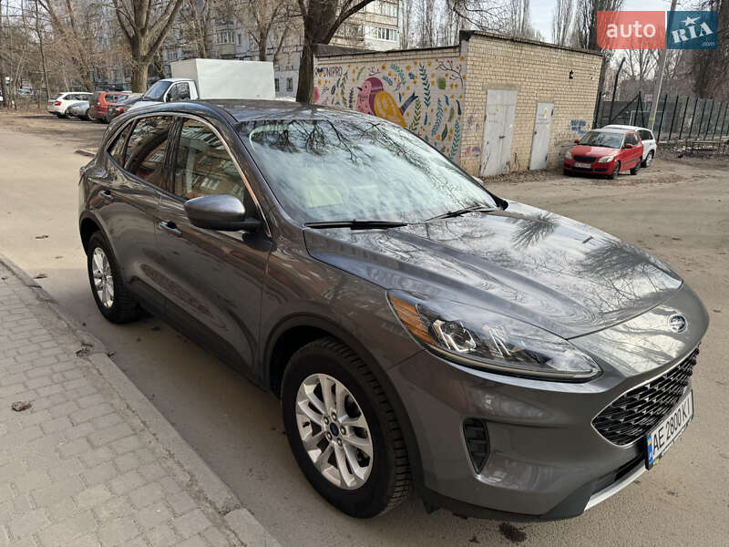 Позашляховик / Кросовер Ford Escape 2021 в Дніпрі