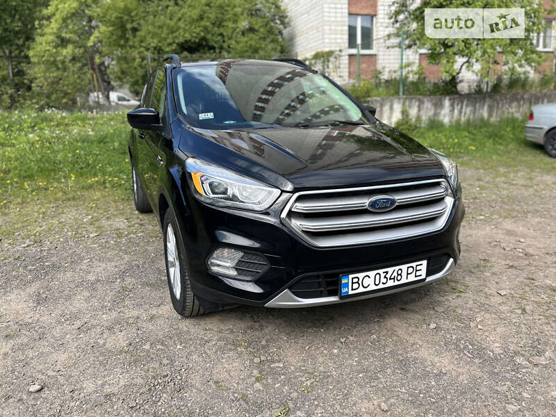 Позашляховик / Кросовер Ford Escape 2016 в Дрогобичі