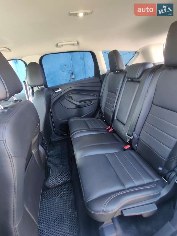 Внедорожник / Кроссовер Ford Escape 2015 в Киеве