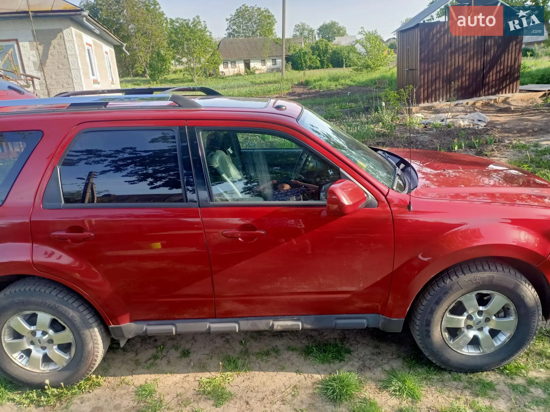 2011 Ford Escape - мініатюра 3