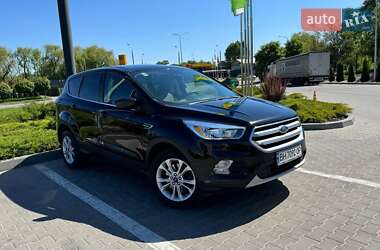 Внедорожник / Кроссовер Ford Escape 2016 в Черкассах