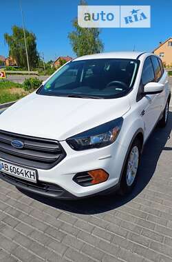 Позашляховик / Кросовер Ford Escape 2017 в Зарічному