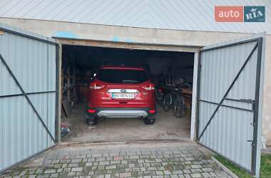 Внедорожник / Кроссовер Ford Escape 2015 в 
