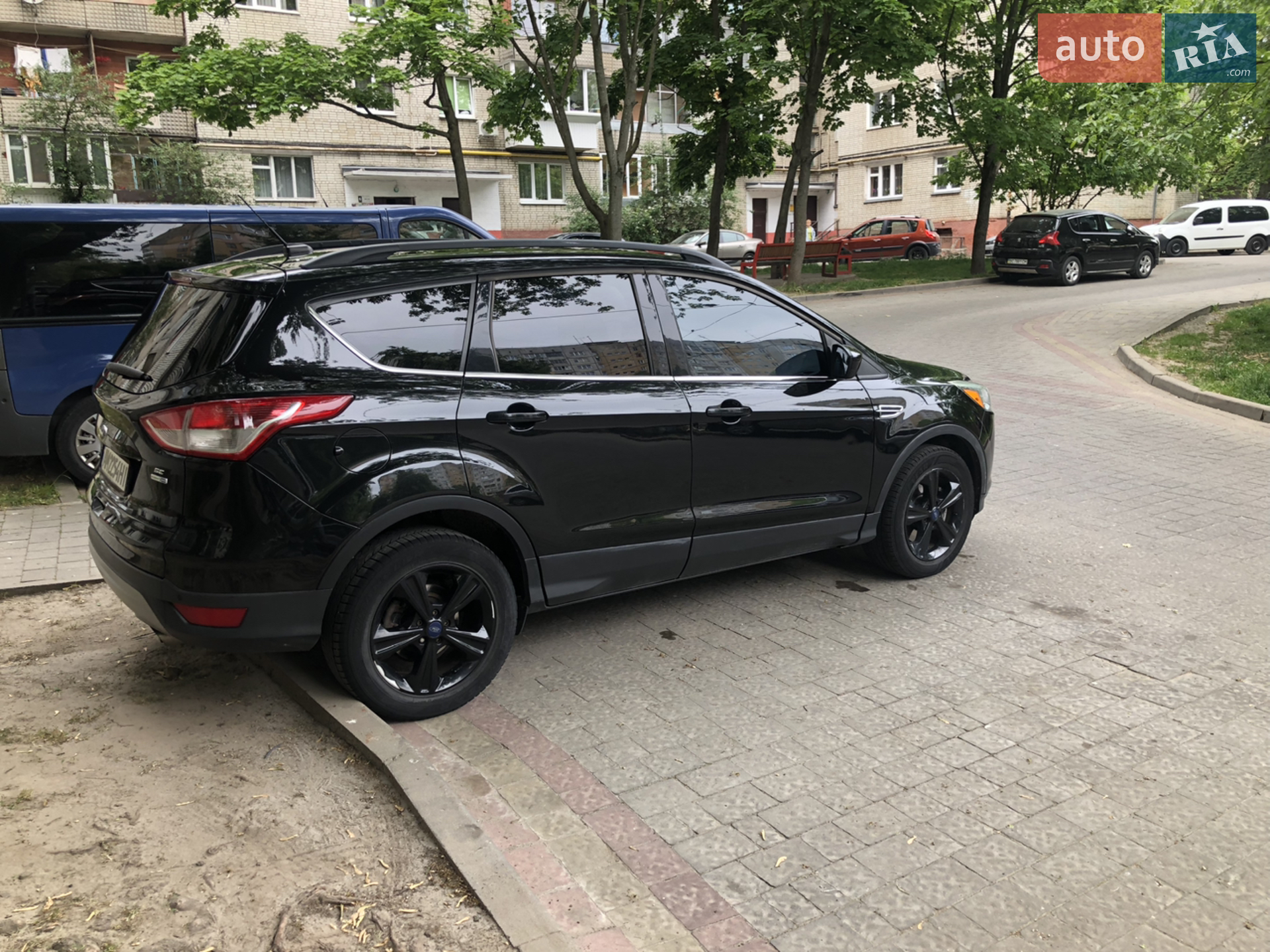 2013 Ford Escape - мініатюра 2