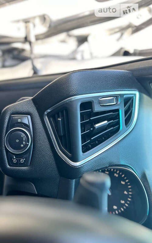 Внедорожник / Кроссовер Ford Escape 2013 в Черновцах