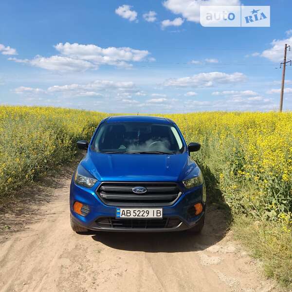 Позашляховик / Кросовер Ford Escape 2018 в Вінниці