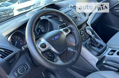 Позашляховик / Кросовер Ford Escape 2015 в Одесі