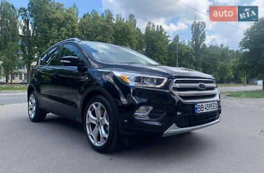 Внедорожник / Кроссовер Ford Escape 2018 в 