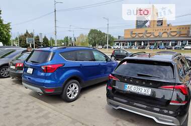 Внедорожник / Кроссовер Ford Escape 2018 в Днепре