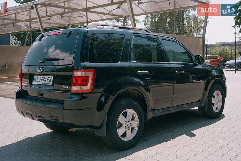Внедорожник / Кроссовер Ford Escape 2012 в Черновцах