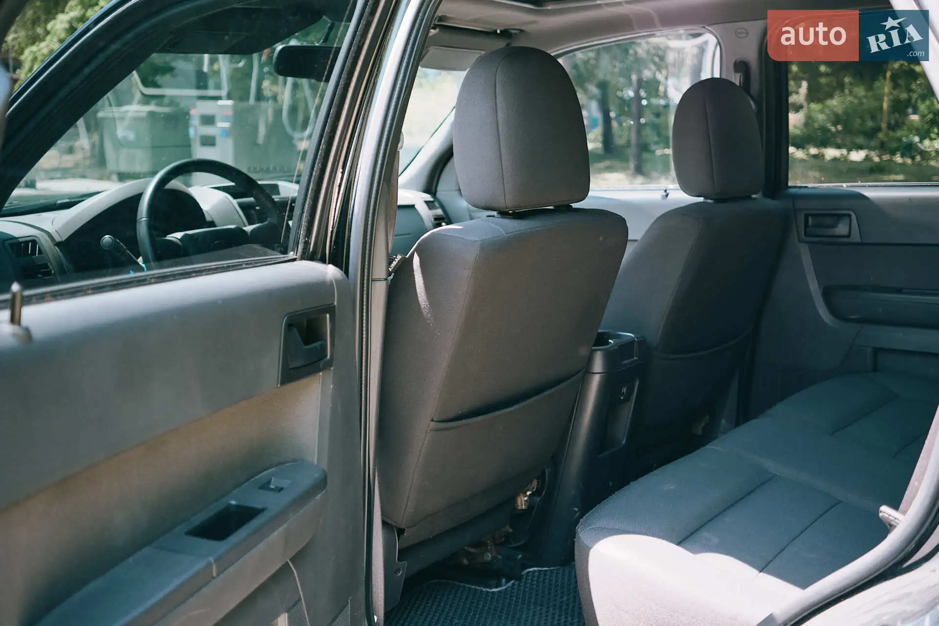 2012 Ford Escape - мініатюра 11