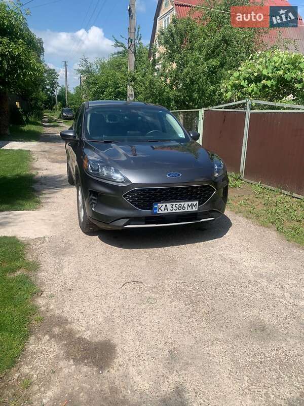 Позашляховик / Кросовер Ford Escape 2020 в Києві