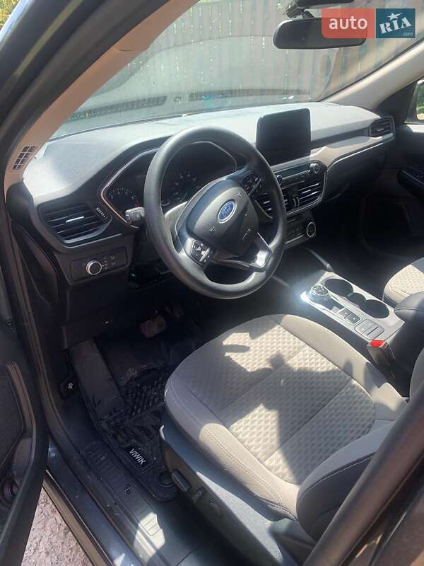 Позашляховик / Кросовер Ford Escape 2020 в Києві