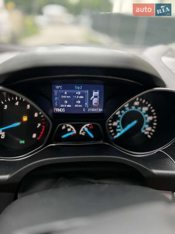 Позашляховик / Кросовер Ford Escape 2015 в Івано-Франківську