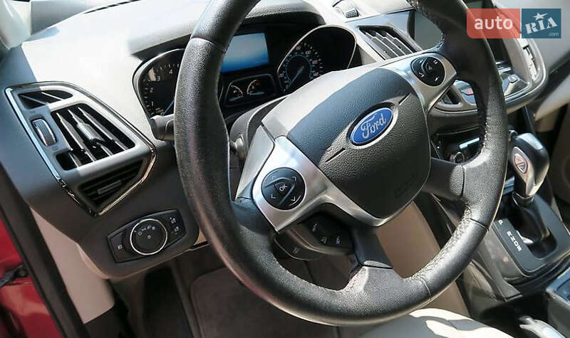 Внедорожник / Кроссовер Ford Escape 2014 в Ивано-Франковске