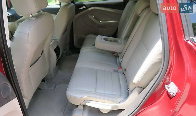 Внедорожник / Кроссовер Ford Escape 2014 в Ивано-Франковске