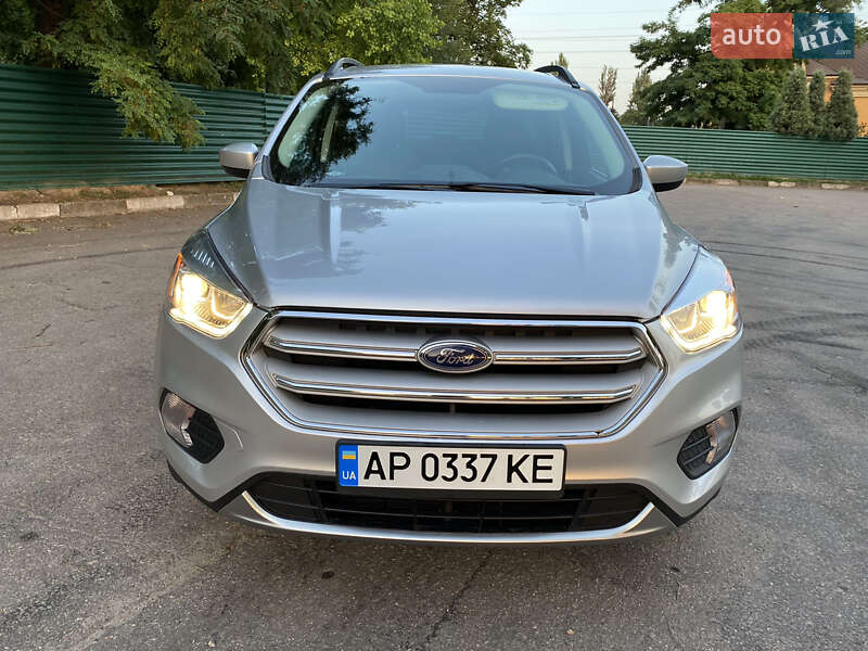 Позашляховик / Кросовер Ford Escape 2018 в Запоріжжі