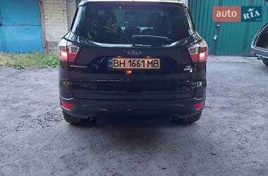 Внедорожник / Кроссовер Ford Escape 2016 в 