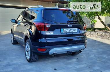 Позашляховик / Кросовер Ford Escape 2019 в Харкові