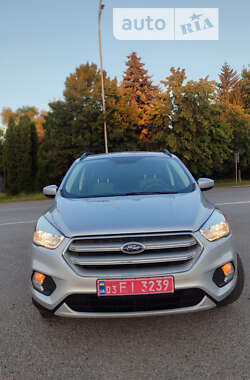 Позашляховик / Кросовер Ford Escape 2018 в Дубні