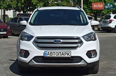 Внедорожник / Кроссовер Ford Escape 2017 в Днепре