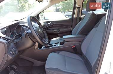 Внедорожник / Кроссовер Ford Escape 2017 в Днепре