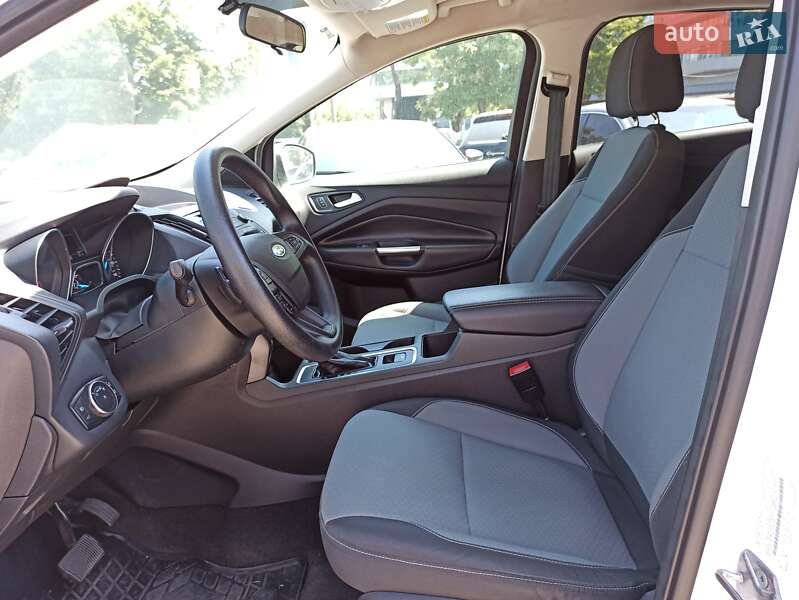 Внедорожник / Кроссовер Ford Escape 2017 в Днепре фото 9 Внедорожник / Кроссовер Ford Escape 2017 в Днепре