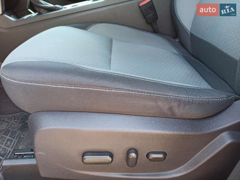 Внедорожник / Кроссовер Ford Escape 2017 в Днепре фото 10 Внедорожник / Кроссовер Ford Escape 2017 в Днепре