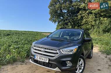 Позашляховик / Кросовер Ford Escape 2017 в Чернівцях