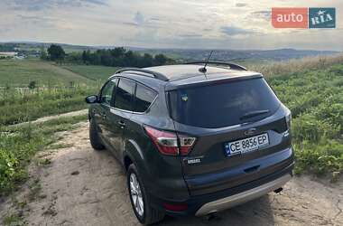 Позашляховик / Кросовер Ford Escape 2017 в Чернівцях