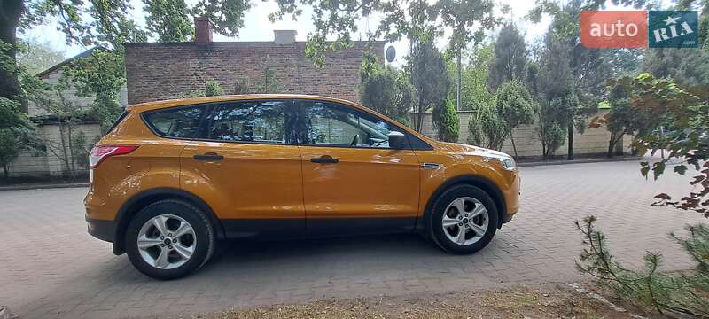 Внедорожник / Кроссовер Ford Escape 2015 в Львове