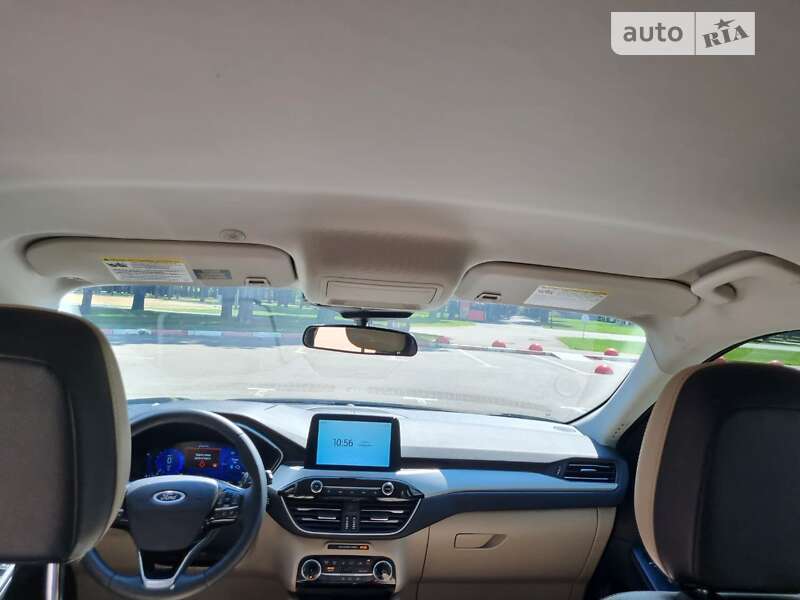 Позашляховик / Кросовер Ford Escape 2022 в Полтаві