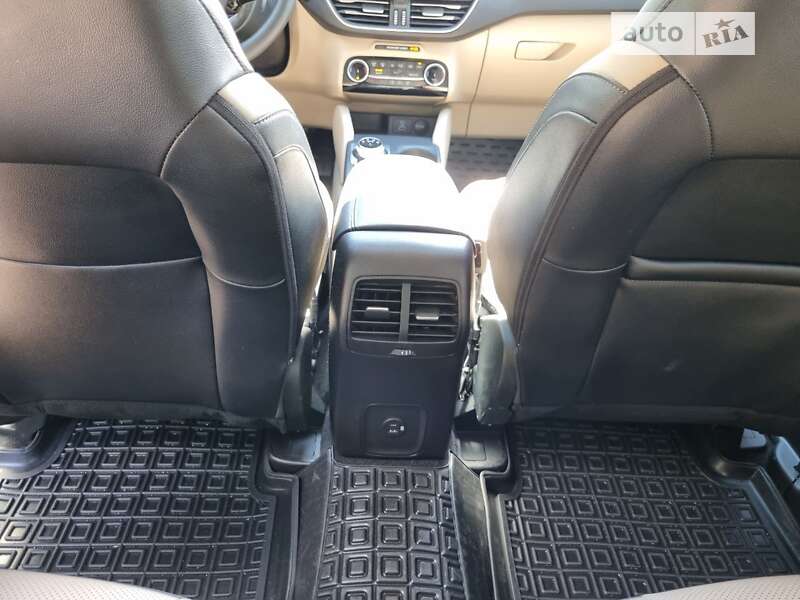 Позашляховик / Кросовер Ford Escape 2022 в Полтаві