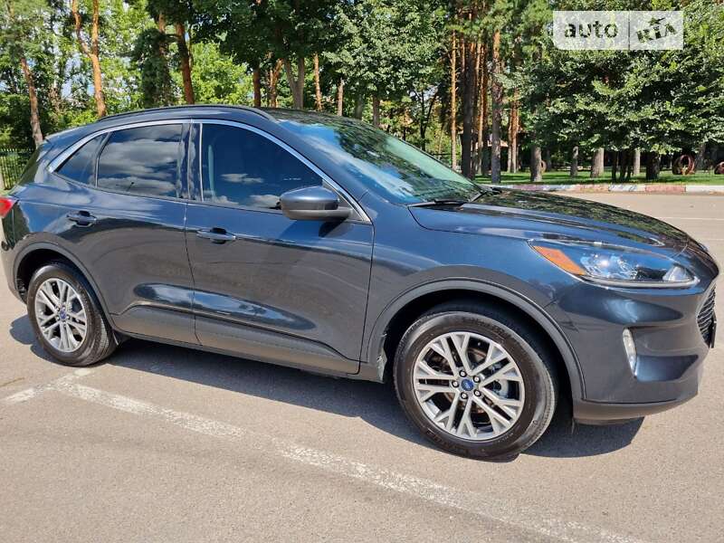Позашляховик / Кросовер Ford Escape 2022 в Полтаві