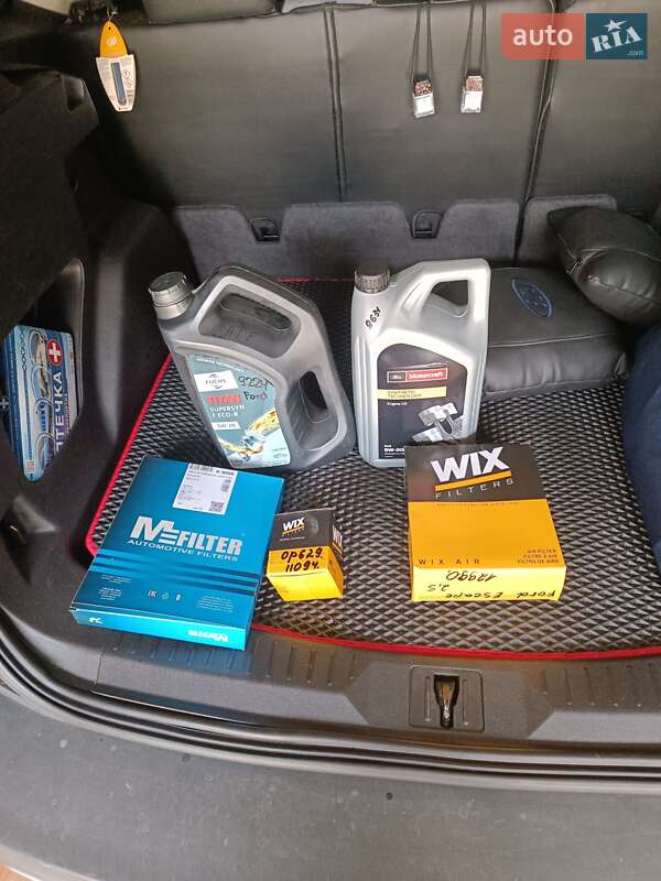 Внедорожник / Кроссовер Ford Escape 2014 в Шепетовке