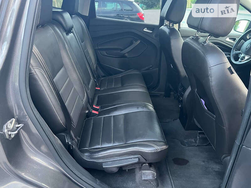 Внедорожник / Кроссовер Ford Escape 2013 в Золочеве