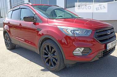 Внедорожник / Кроссовер Ford Escape 2016 в Белой Церкви