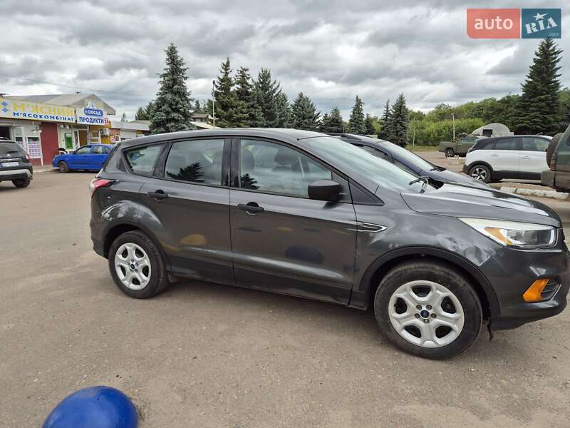 Внедорожник / Кроссовер Ford Escape 2016 в Житомире