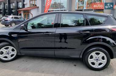 Внедорожник / Кроссовер Ford Escape 2018 в 