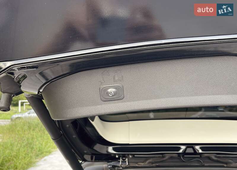 Внедорожник / Кроссовер Ford Escape 2017 в Львове