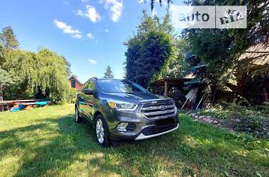 Позашляховик / Кросовер Ford Escape 2017 в Львові