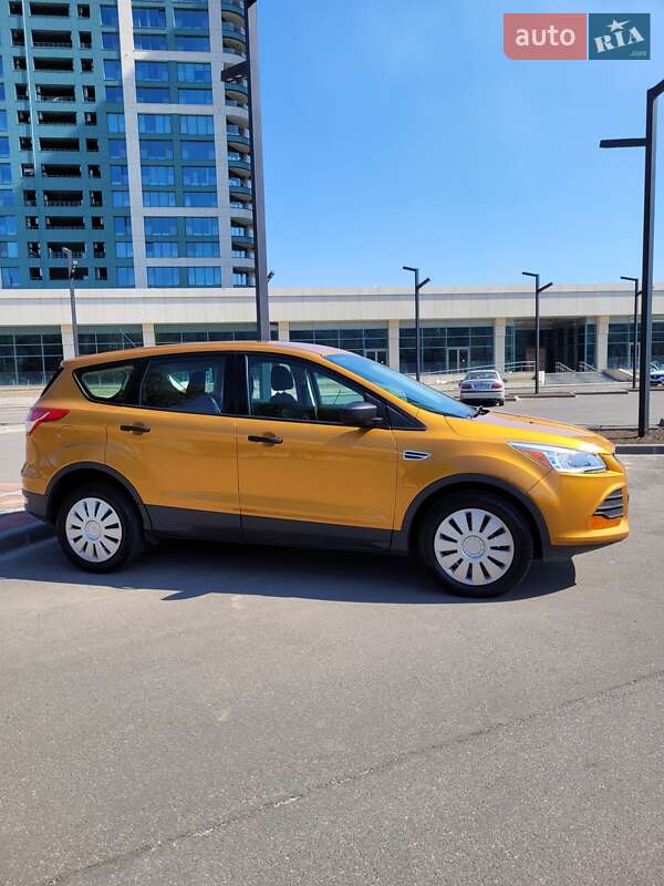 Позашляховик / Кросовер Ford Escape 2016 в Кривому Розі