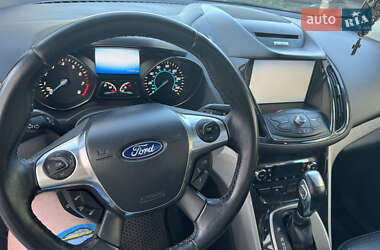 Внедорожник / Кроссовер Ford Escape 2013 в Черкассах