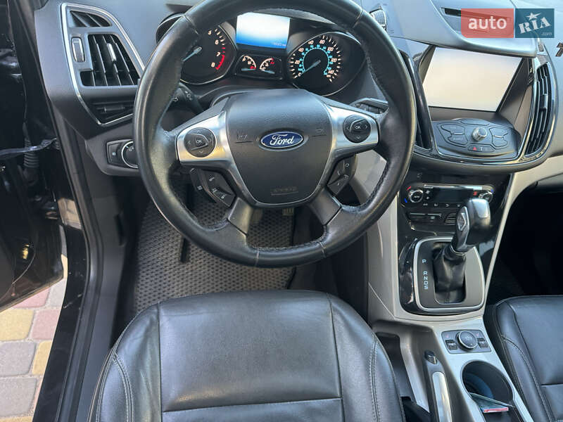 Внедорожник / Кроссовер Ford Escape 2013 в Черкассах
