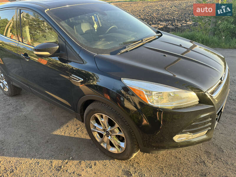 Внедорожник / Кроссовер Ford Escape 2013 в Черкассах