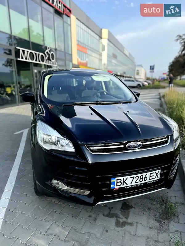 Внедорожник / Кроссовер Ford Escape 2015 в 