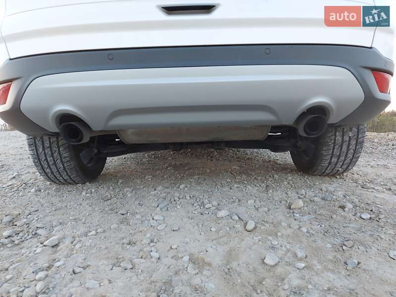 Внедорожник / Кроссовер Ford Escape 2013 в Обухове